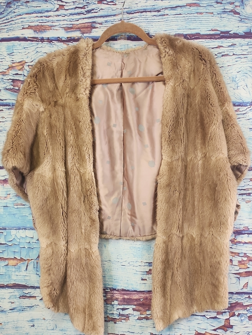 Venita Fur Stole Satin Lining in Blush